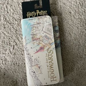 Harry Potter Hogwarts Watercolor Wallet